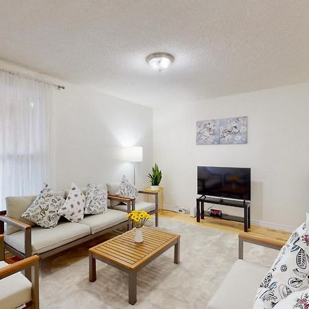 Modern Bright Cozy 3Bed 3Bath Vacation House In Ajax, Greater Toronto Area Gta, On, Canada Ngoại thất bức ảnh