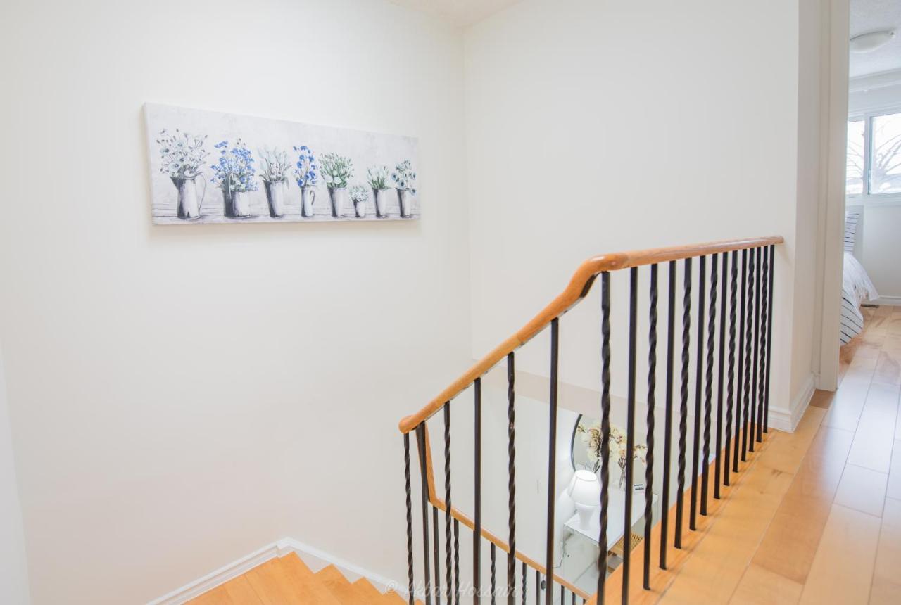 Modern Bright Cozy 3Bed 3Bath Vacation House In Ajax, Greater Toronto Area Gta, On, Canada Ngoại thất bức ảnh